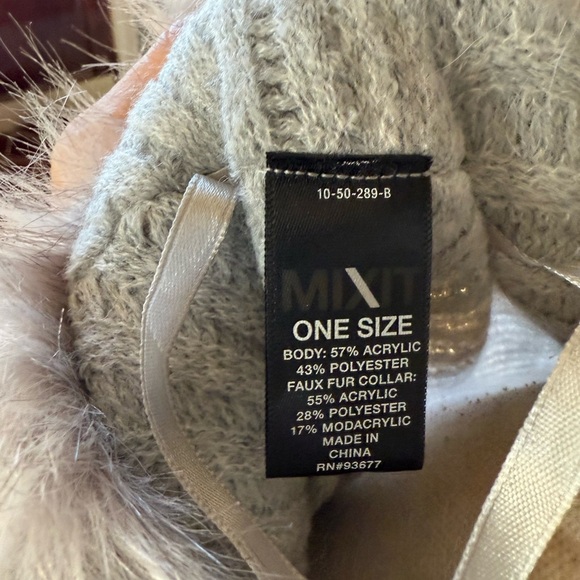 MIXIT ladies sweater wrap photo for a collar ONE  SIZE NWOT gray - Picture 4 of 10